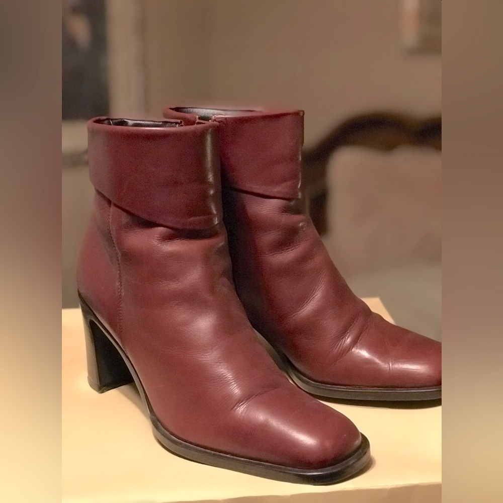 Enzo Angiolini Brown Leather Ankle Boot, Sz 6 1/2M